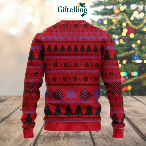 This Franklin sweater is your ticket to spreading old-school cheer with modern flair