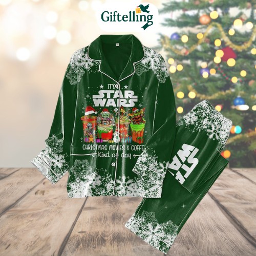 Star Wars Baby Yoda 2-Piece Xmas Pajama Set