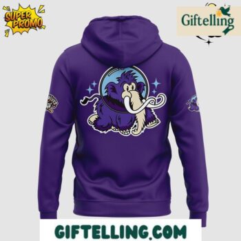 this NCAA Special Hoodie provides stellar comfort that's perfect for stadium nights and casual exploration