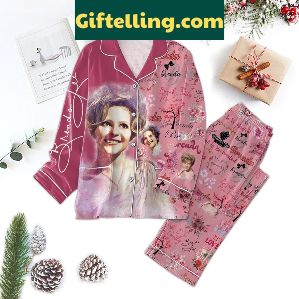 Brenda Lee Break It To Me Gentle Women's Pajamas Set