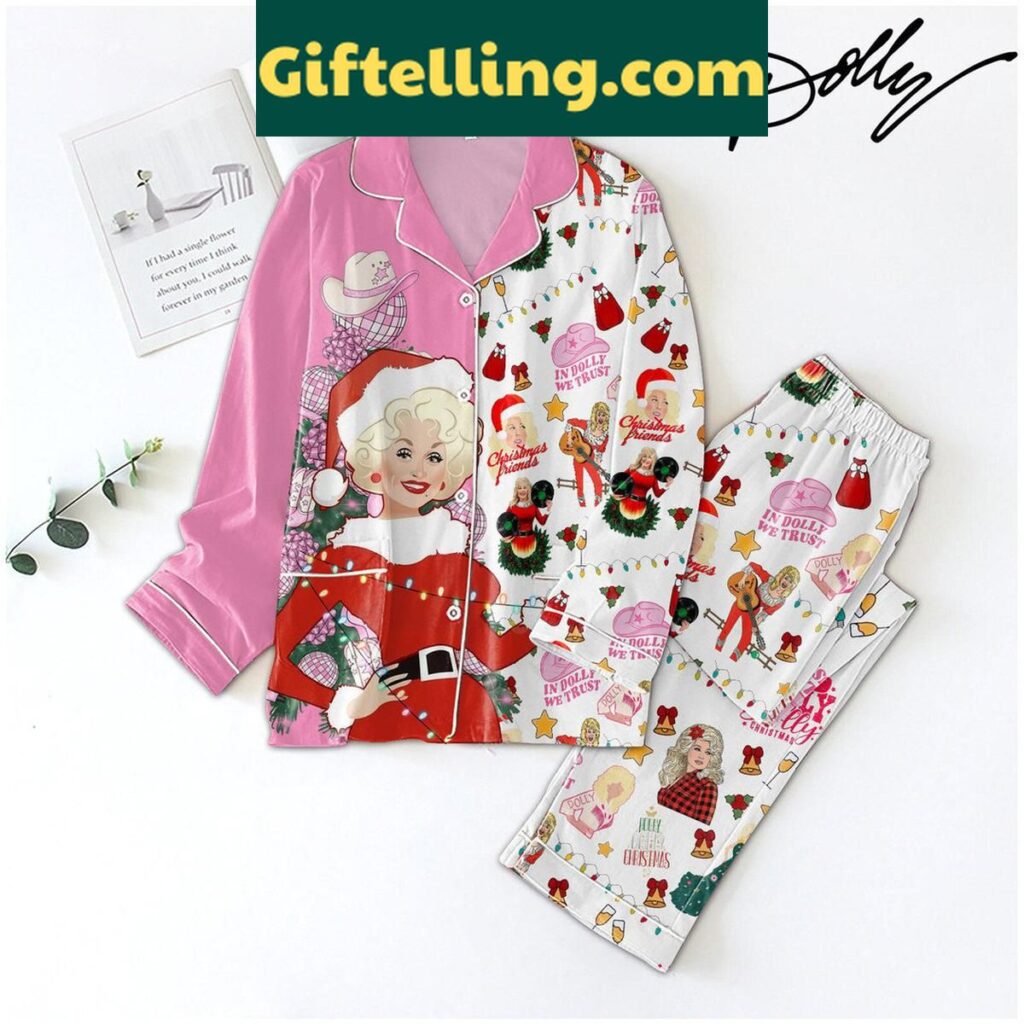 Dolly Parton In Dolly We Trust Christmas Friends Polyester Pajamas Set