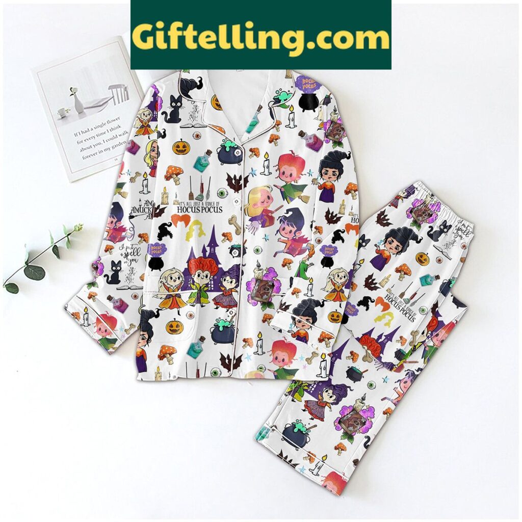 Hocus Pocus Pajamas Set for women with graphic print