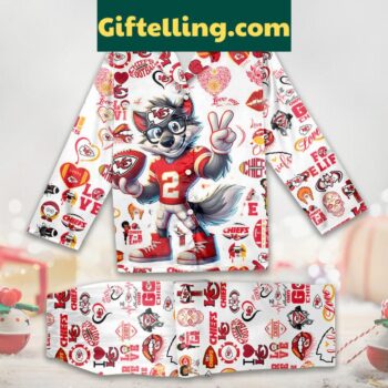 Kansas City Chiefs KC Wolf Victory Love Polyester Pajamas Set
