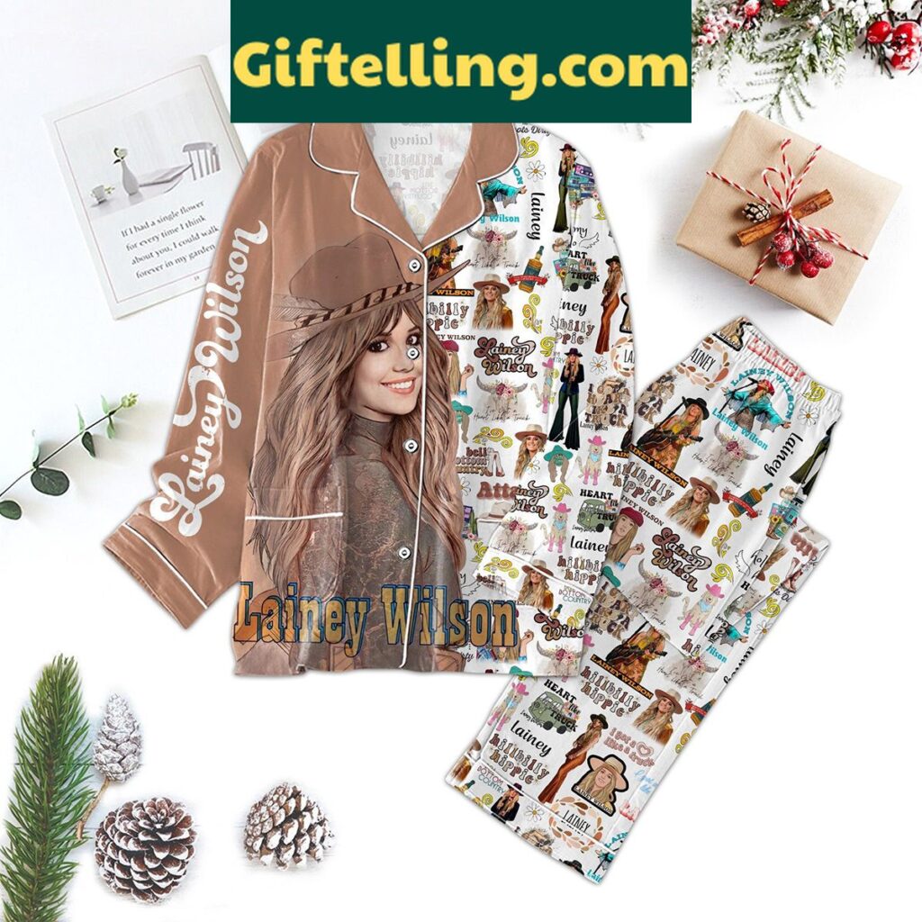 Lainey Wilson I Got A product image showing design and team colors