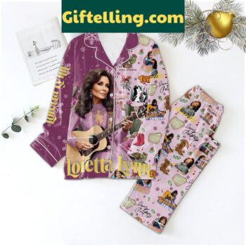 Loretta Lynn Queen Of Country Christmas Polyester Pajamas Set
