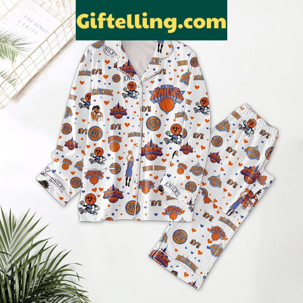 New York Knicks Knick Nation Fan Polyester Pajamas Set