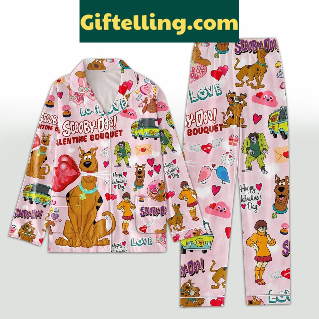 Scooby-Doo Love Bouquet Valentine Polyester Pajamas Set