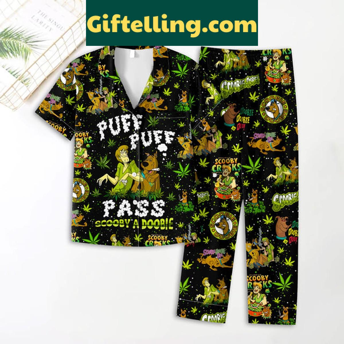 Scooby-Doo Where Are You Puff Puff Pass Cannabis Polyester Pajamas Set Scooby-Doo Puff Puff Pass Cannabis Polyester Pajamas Set