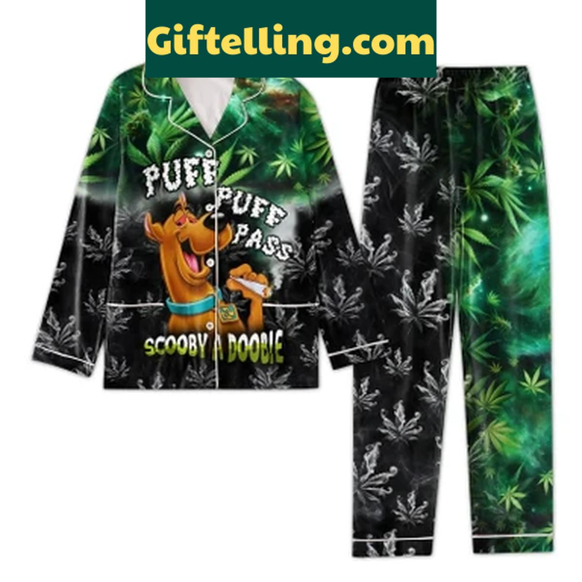 Scooby-Doo Get High Puff Puff Pass Galaxy Polyester Pajamas Set Scooby-Doo Puff Puff Pass Galaxy Polyester Pajamas Set