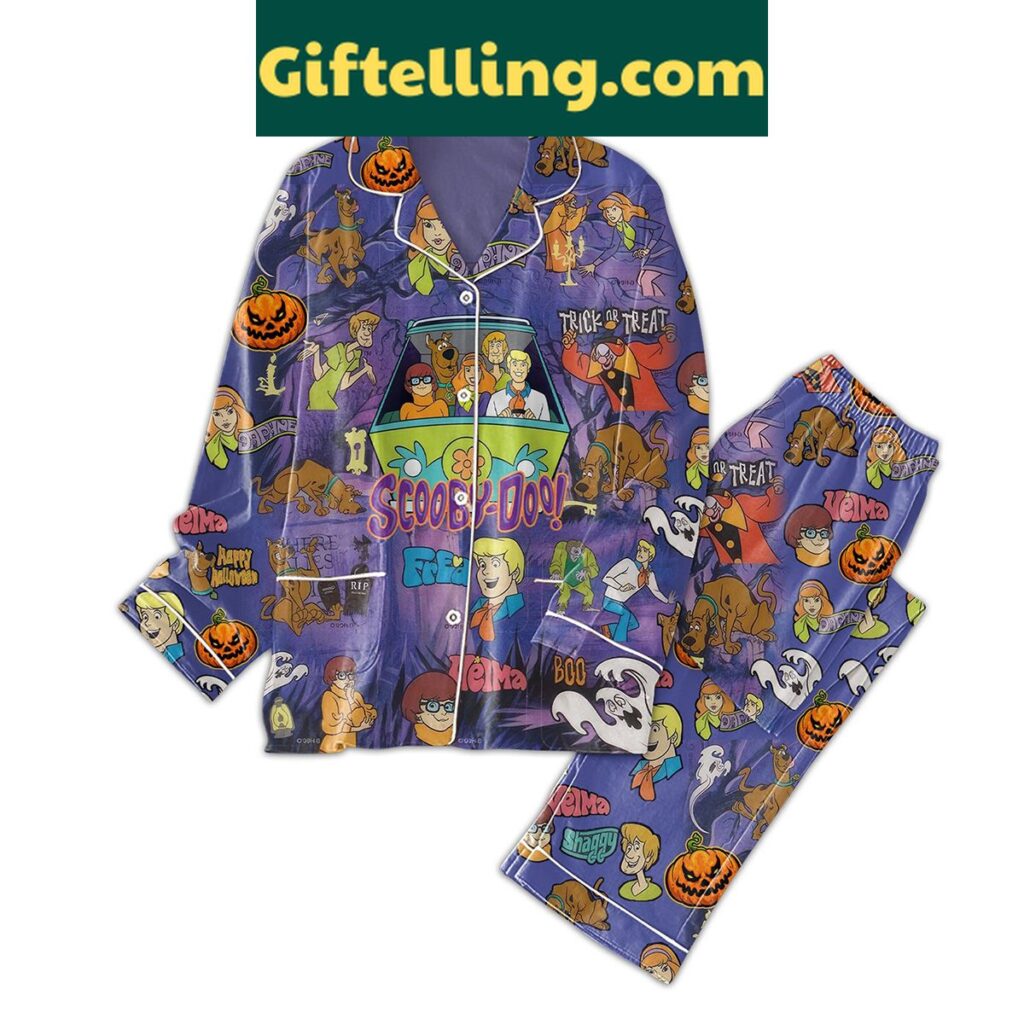 Scooby Doo Trick Or Treat Pajamas Set for kids