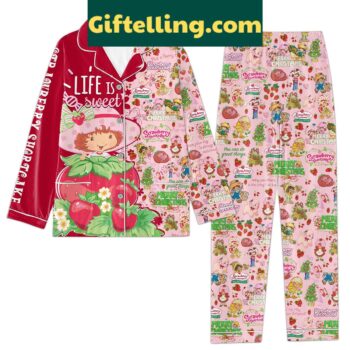 Strawberry Shortcake Merry Christmas You Can Do Great Things Pajamas Set for kids