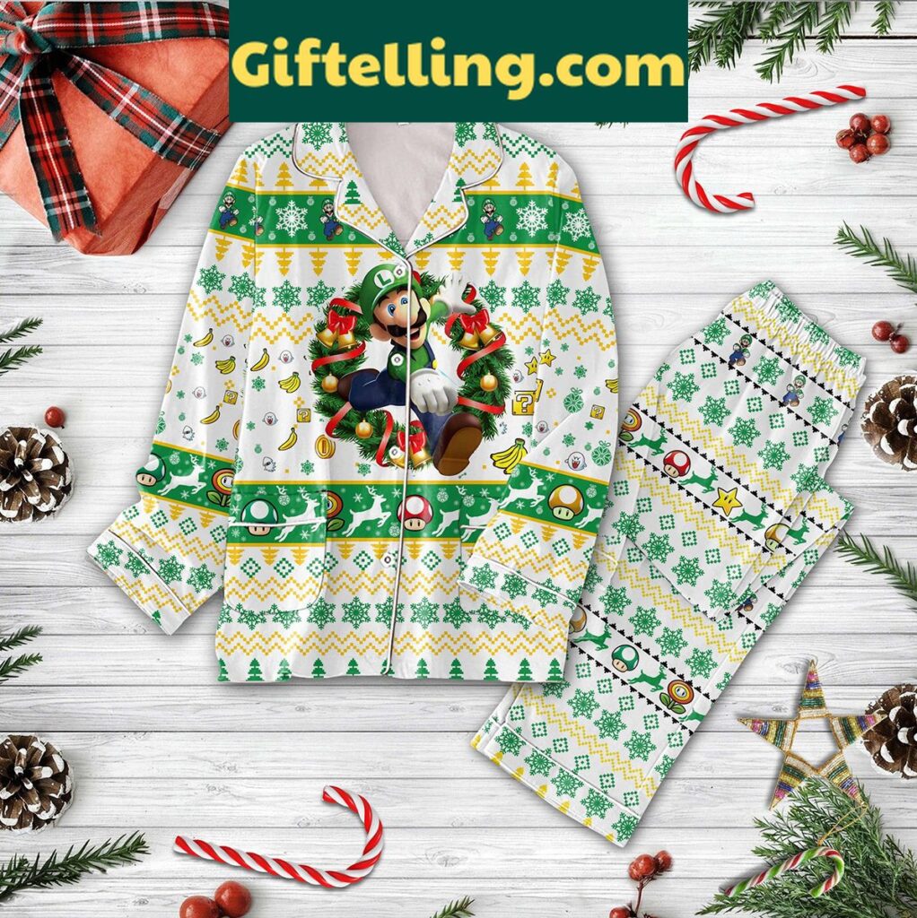 Super Mario Bros Luigi Mario Christmas Wreath Silk Pajamas Set
